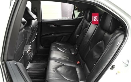 Toyota Camry, 2018 год, 2 289 000 рублей, 9 фотография