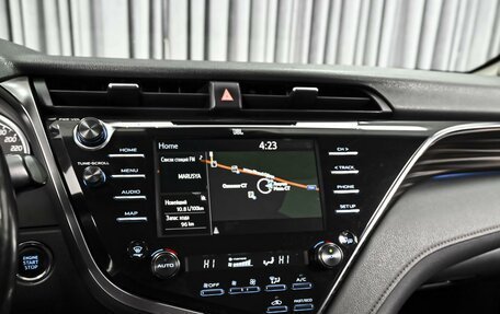 Toyota Camry, 2018 год, 2 289 000 рублей, 14 фотография