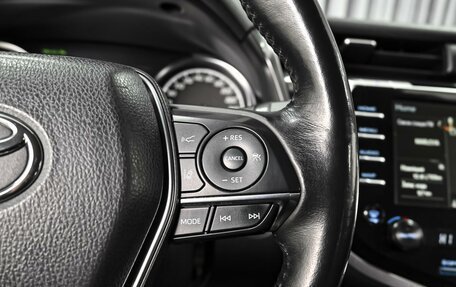 Toyota Camry, 2018 год, 2 289 000 рублей, 20 фотография
