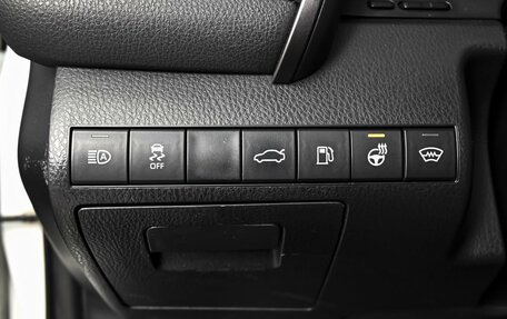 Toyota Camry, 2018 год, 2 289 000 рублей, 22 фотография