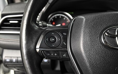 Toyota Camry, 2018 год, 2 289 000 рублей, 19 фотография