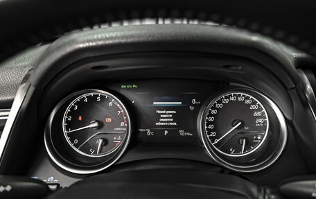 Toyota Camry, 2018 год, 2 289 000 рублей, 23 фотография