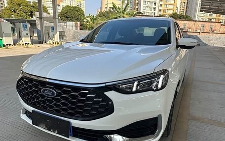 Ford Escort, 2021 год, 1 230 000 рублей, 9 фотография