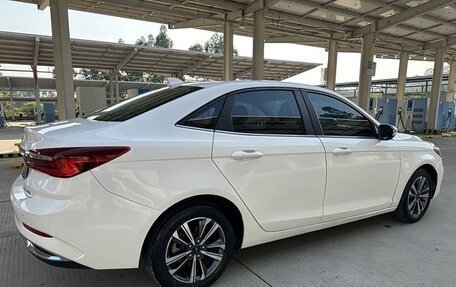 Ford Escort, 2021 год, 1 230 000 рублей, 15 фотография