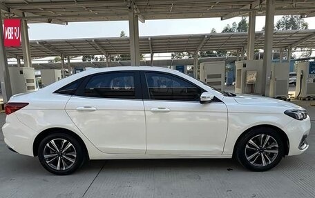 Ford Escort, 2021 год, 1 230 000 рублей, 14 фотография