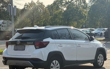 Toyota Yaris XP150 рестайлинг, 2022 год, 1 200 000 рублей, 11 фотография