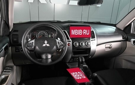 Mitsubishi Pajero Sport II рестайлинг, 2011 год, 1 499 000 рублей, 6 фотография