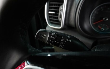 KIA Sportage IV рестайлинг, 2018 год, 2 399 000 рублей, 13 фотография