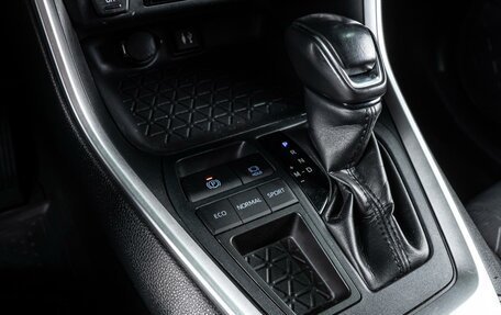 Toyota RAV4, 2020 год, 3 059 000 рублей, 15 фотография