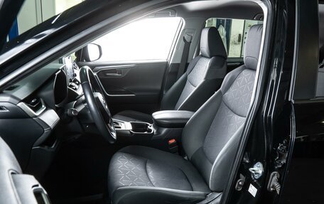 Toyota RAV4, 2020 год, 3 059 000 рублей, 10 фотография