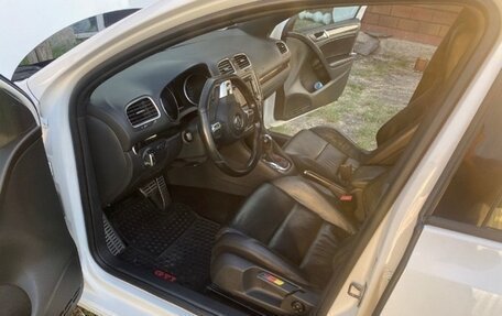 Volkswagen Golf GTI VII, 2010 год, 2 350 000 рублей, 10 фотография