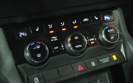 Skoda Karoq I, 2020 год, 2 345 000 рублей, 13 фотография