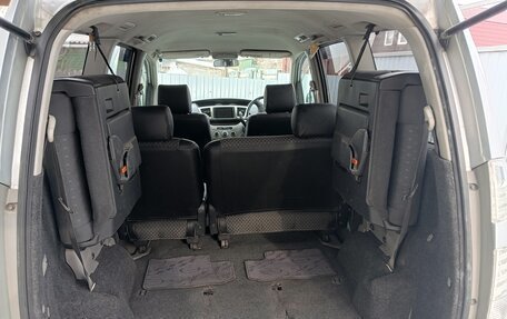 Toyota Voxy II, 2002 год, 950 000 рублей, 13 фотография