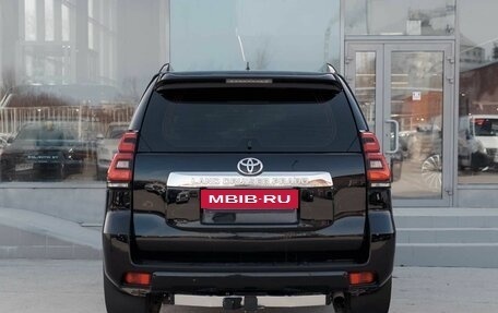 Toyota Land Cruiser Prado 150 рестайлинг 2, 2019 год, 6 930 000 рублей, 6 фотография