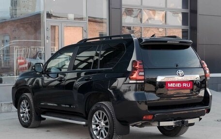 Toyota Land Cruiser Prado 150 рестайлинг 2, 2019 год, 6 930 000 рублей, 7 фотография