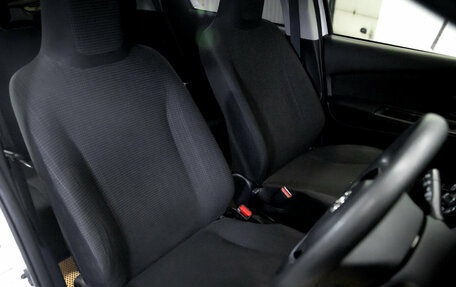 Toyota Vitz, 2019 год, 1 049 000 рублей, 17 фотография