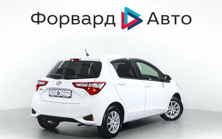 Toyota Vitz, 2019 год, 1 049 000 рублей, 7 фотография