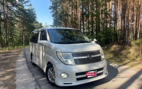 Nissan Elgrand III, 2008 год, 900 000 рублей, 2 фотография