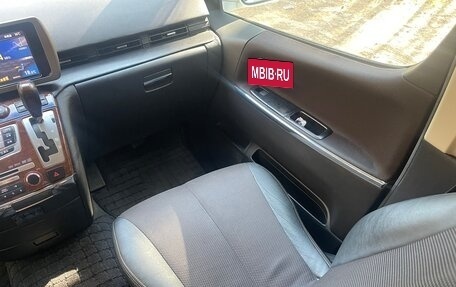 Nissan Elgrand III, 2008 год, 900 000 рублей, 14 фотография