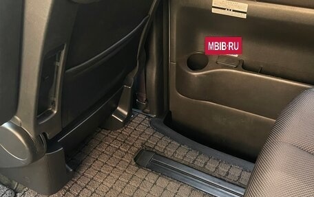 Nissan Elgrand III, 2008 год, 900 000 рублей, 16 фотография