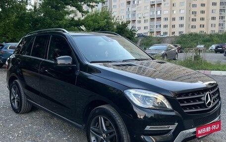 Mercedes-Benz M-Класс, 2013 год, 2 370 000 рублей, 3 фотография