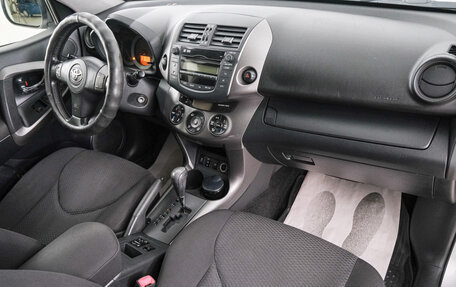 Toyota RAV4, 2012 год, 1 749 000 рублей, 12 фотография