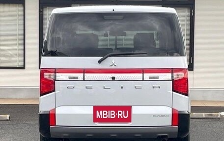 Mitsubishi Delica D:5 I, 2023 год, 3 300 000 рублей, 5 фотография