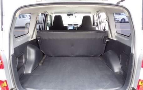 Toyota Succeed I рестайлинг, 2018 год, 1 000 000 рублей, 15 фотография