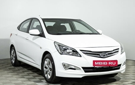 Hyundai Solaris II рестайлинг, 2015 год, 949 700 рублей, 3 фотография