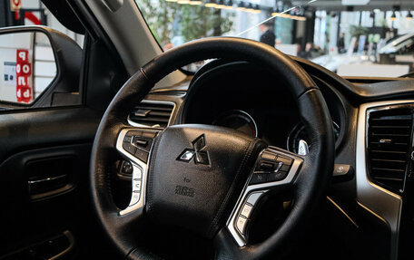 Mitsubishi L200 IV рестайлинг, 2023 год, 4 190 000 рублей, 11 фотография