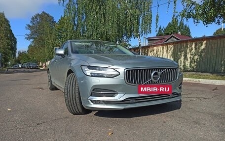 Volvo S90 II рестайлинг, 2018 год, 2 600 000 рублей, 1 фотография