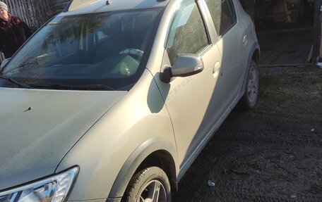 Renault Sandero II рестайлинг, 2020 год, 1 470 000 рублей, 2 фотография