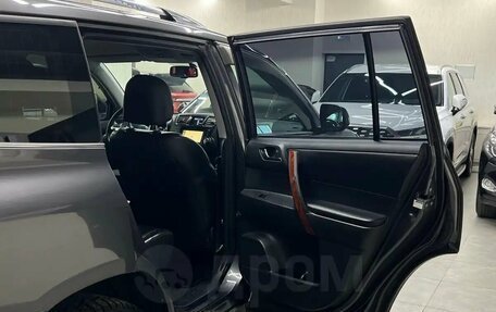 Toyota Highlander III, 2011 год, 1 767 000 рублей, 20 фотография