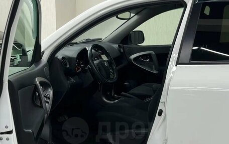 Toyota RAV4, 2011 год, 1 597 000 рублей, 9 фотография