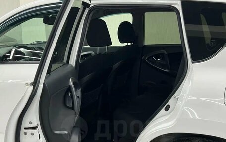 Toyota RAV4, 2011 год, 1 597 000 рублей, 17 фотография