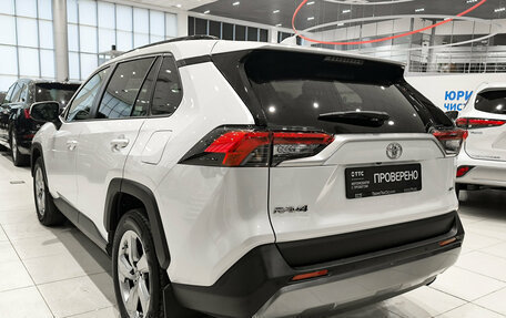 Toyota RAV4, 2020 год, 3 499 000 рублей, 11 фотография