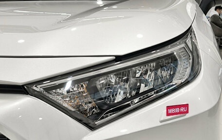 Toyota RAV4, 2020 год, 3 499 000 рублей, 21 фотография