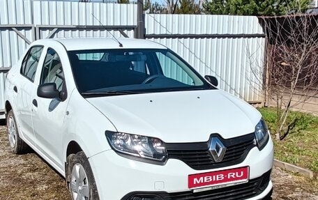 Renault Logan II, 2015 год, 585 000 рублей, 1 фотография
