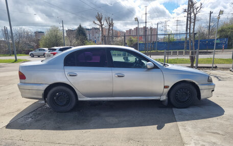 Toyota Avensis III рестайлинг, 1999 год, 145 000 рублей, 4 фотография