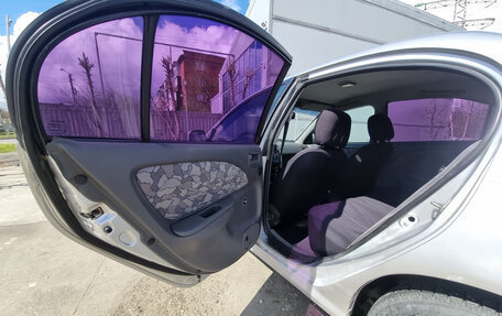 Toyota Avensis III рестайлинг, 1999 год, 145 000 рублей, 12 фотография