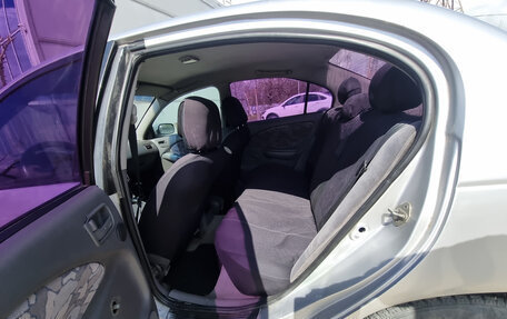 Toyota Avensis III рестайлинг, 1999 год, 145 000 рублей, 13 фотография