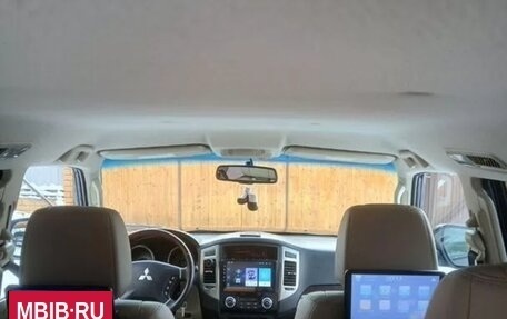 Mitsubishi Pajero IV, 2017 год, 3 200 000 рублей, 5 фотография