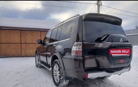 Mitsubishi Pajero IV, 2017 год, 3 200 000 рублей, 4 фотография