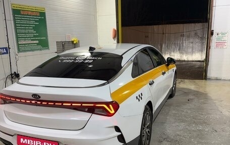 KIA K5, 2021 год, 1 700 000 рублей, 4 фотография