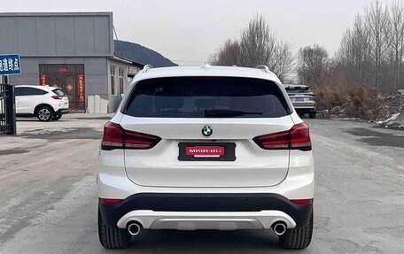 BMW X1, 2022 год, 2 300 000 рублей, 6 фотография