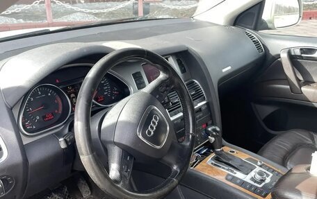 Audi Q7, 2006 год, 1 350 000 рублей, 11 фотография