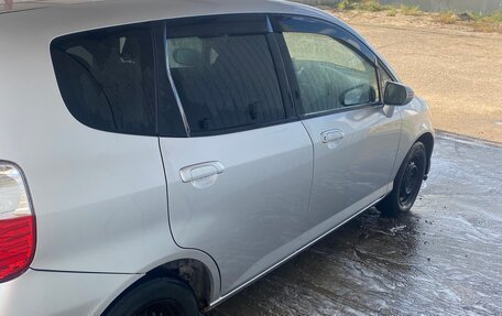 Honda Fit III, 2007 год, 530 000 рублей, 2 фотография