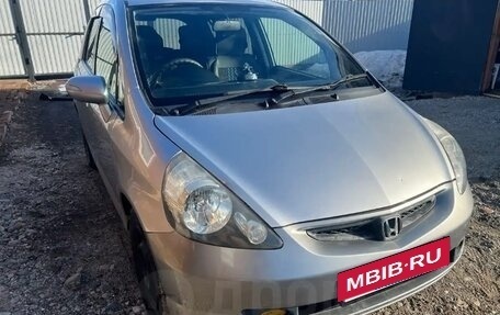 Honda Fit III, 2007 год, 530 000 рублей, 5 фотография