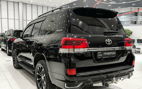 Toyota Land Cruiser 200, 2017 год, 6 050 000 рублей, 7 фотография