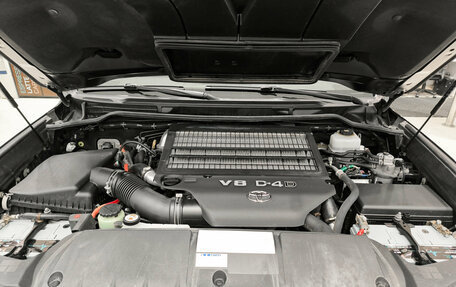 Toyota Land Cruiser 200, 2017 год, 6 050 000 рублей, 9 фотография